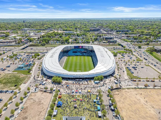 $389,900 | 382 Fry Street, St. Paul, MN 55104