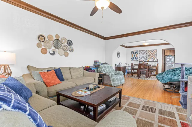 $389,900 | 382 Fry Street, St. Paul, MN 55104