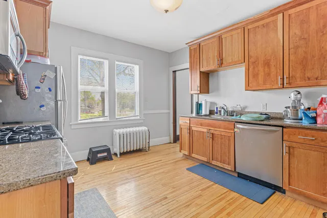 $389,900 | 382 Fry Street, St. Paul, MN 55104