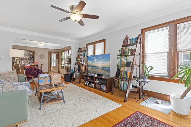 $389,900 | 382 Fry Street, St. Paul, MN 55104