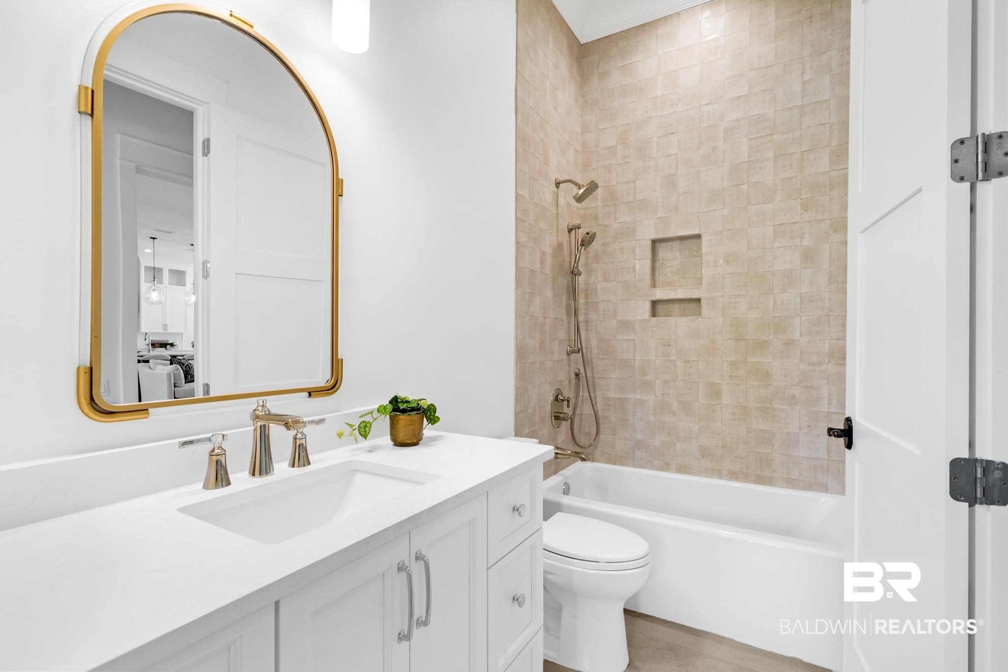 429 Leavie Lane Fairhope, AL 36532 - Photo 33 of 49 Bath 2