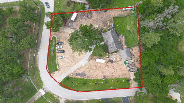 $850,000 | 30207 East Geneva Drive, Spring, TX 77386