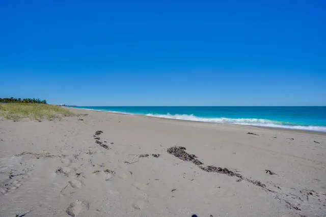 $1,787,000 | 3333 South Indian River Drive, Fort Pierce, FL 34982