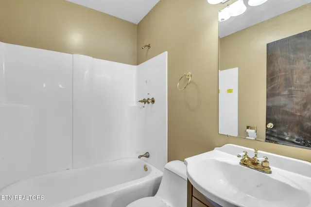 $207,900 | 2137 Highview Drive, Morristown, TN 37813