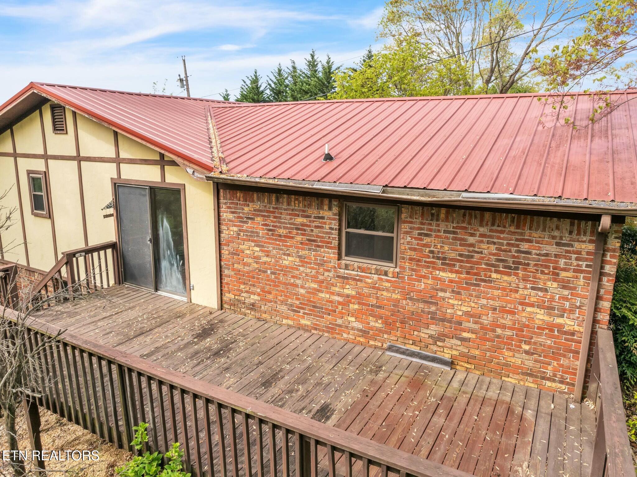 2137 Highview Drive Morristown, TN 37813 - Photo 4 of 15 tempImageGSJzuE