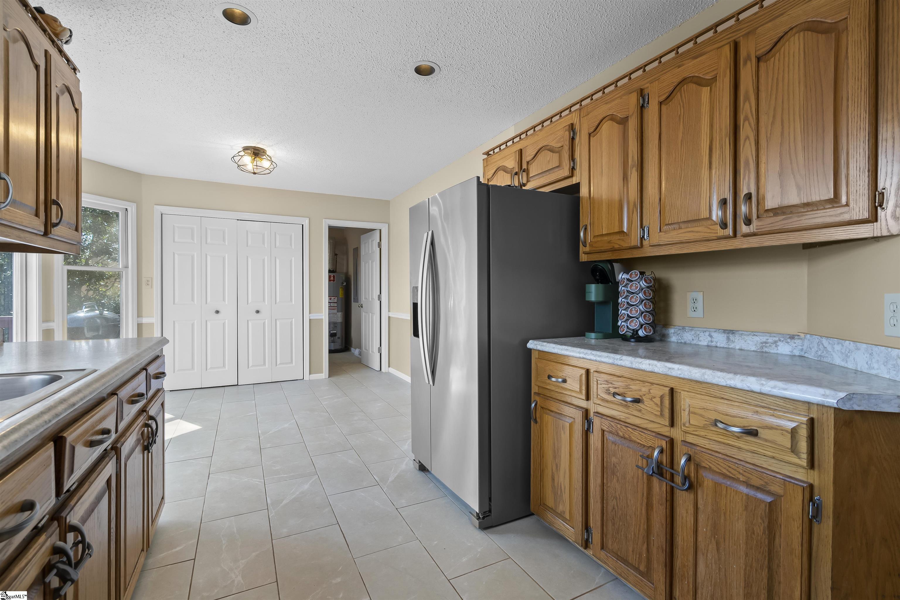 1031 Powderhorn Road Simpsonville, SC 29681 - Photo 8 of 30 Gallery Image 8