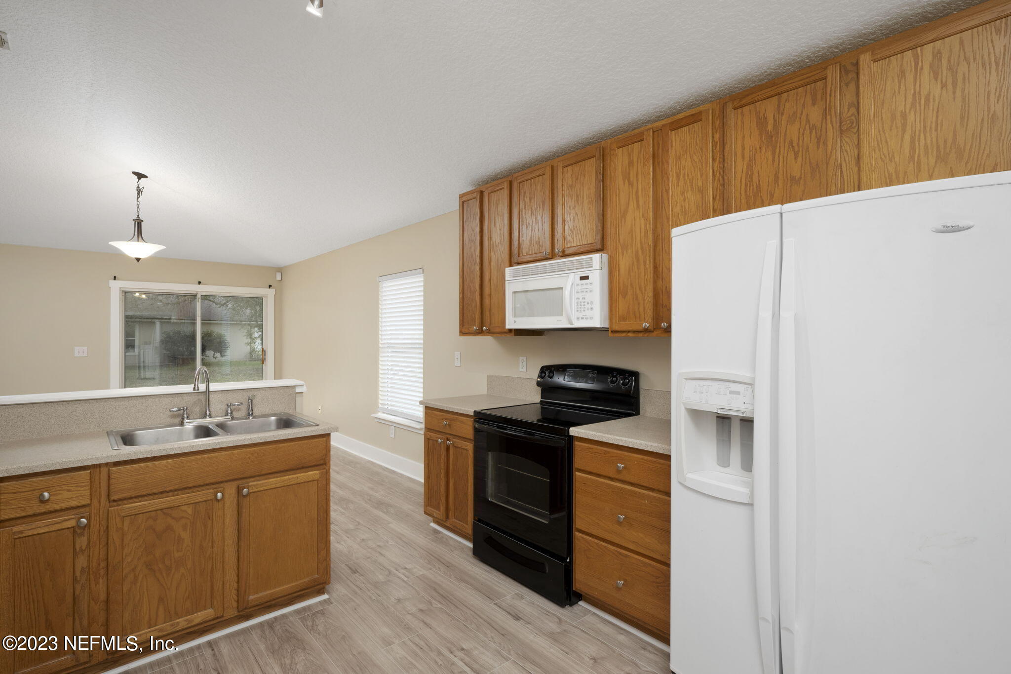 1040 Three Forks Court St. Augustine, FL 32092 - Photo 21 of 58 Kitchen