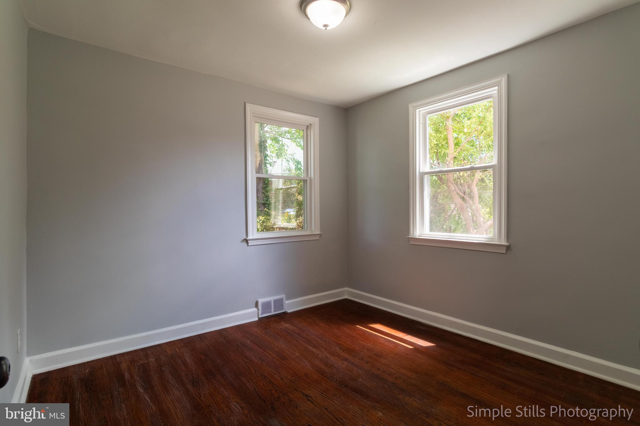 515 W Road Ridley Park, PA 19078 - Photo 22 of 29
