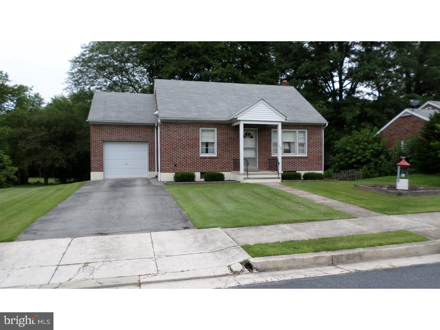 233 Jefferson Road Adamstown, PA 17569 - Photo 2 of 23 Gallery Image 2