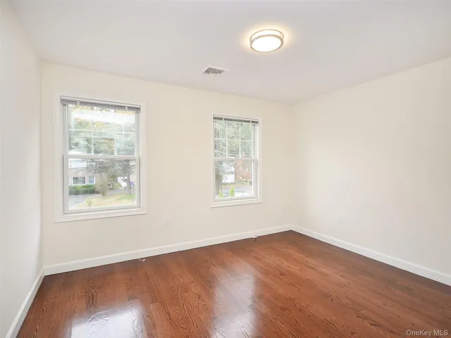 $5,900 | 30-rear Dunes Lane, Port Washington, NY 11050