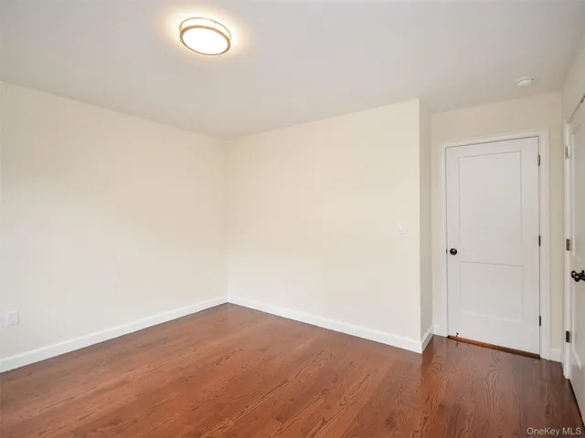 $5,900 | 30-rear Dunes Lane, Port Washington, NY 11050