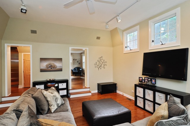 2138 Illinois Road Northbrook, IL 60062 - Photo 8 of 15 a living room with furniture and a flat screen tv