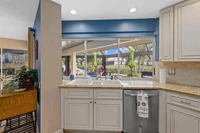 $7,000 | 414 Devonshire Lane, Venice, FL 34293