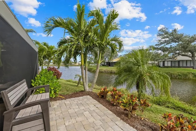 $7,000 | 414 Devonshire Lane, Venice, FL 34293