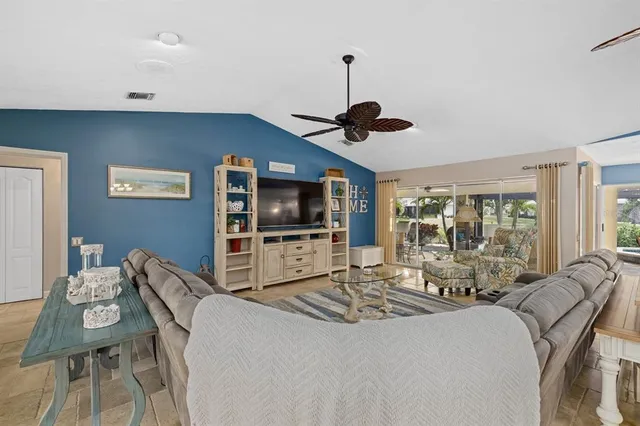 $7,000 | 414 Devonshire Lane, Venice, FL 34293