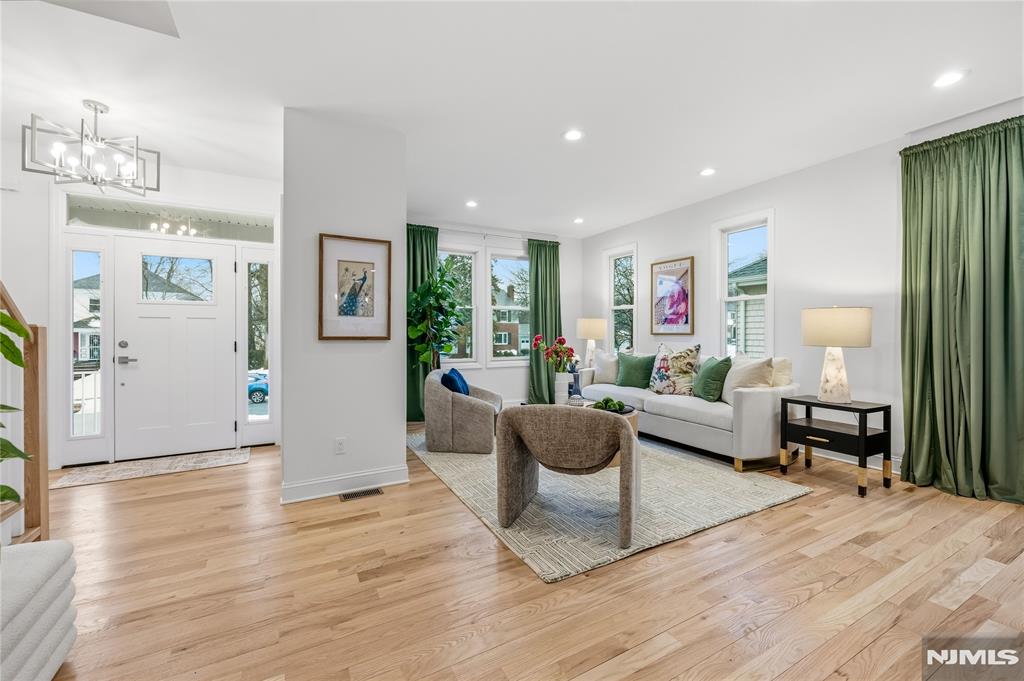 16 Stephen Street Montclair, NJ 07042 - Photo 11 of 47