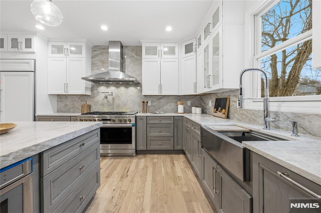 16 Stephen Street Montclair, NJ 07042 - Photo 17 of 47