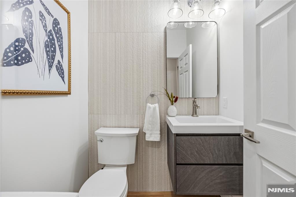 16 Stephen Street Montclair, NJ 07042 - Photo 21 of 47