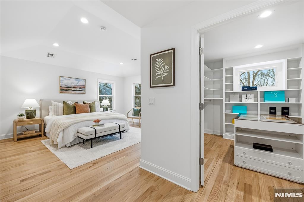 16 Stephen Street Montclair, NJ 07042 - Photo 26 of 47