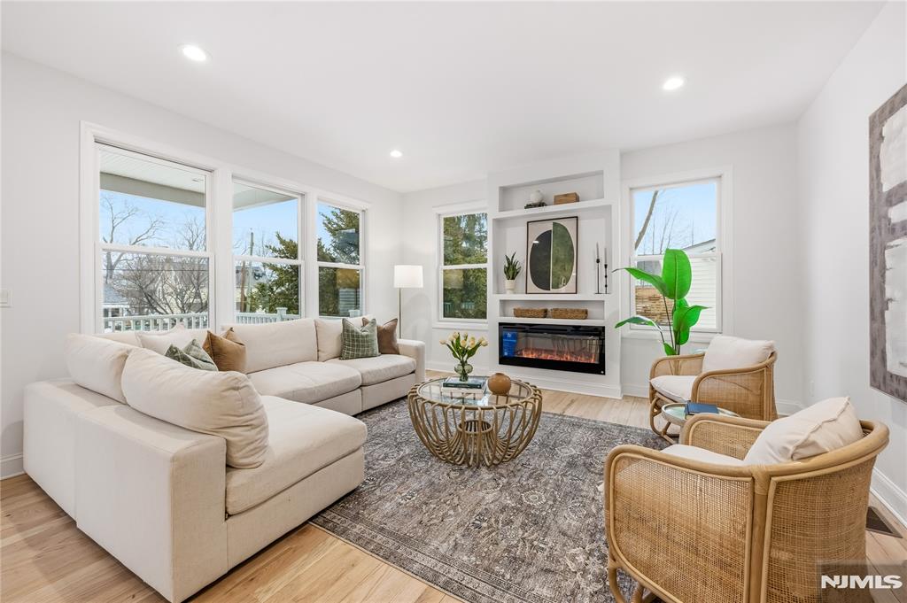 16 Stephen Street Montclair, NJ 07042 - Photo 6 of 47