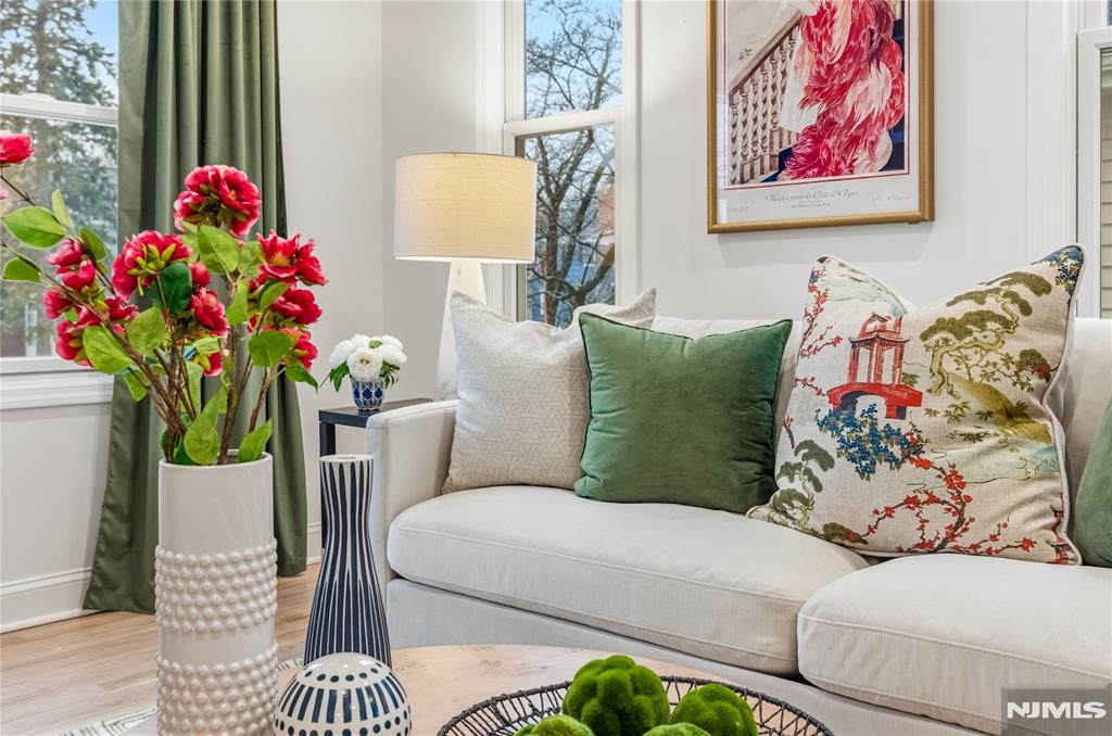 16 Stephen Street Montclair, NJ 07042 - Photo 10 of 47