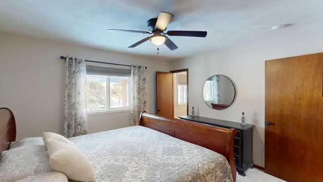 $362,900 | 2025 Edgewood Drive, Owatonna, MN 55060