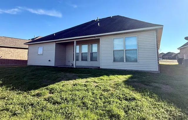 a view of an ocean from a yard