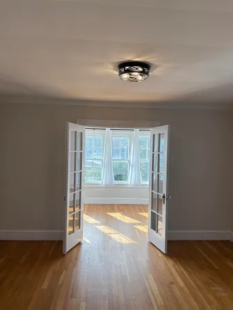 $2,500 | 81 Allds Street, Nashua, NH 03060