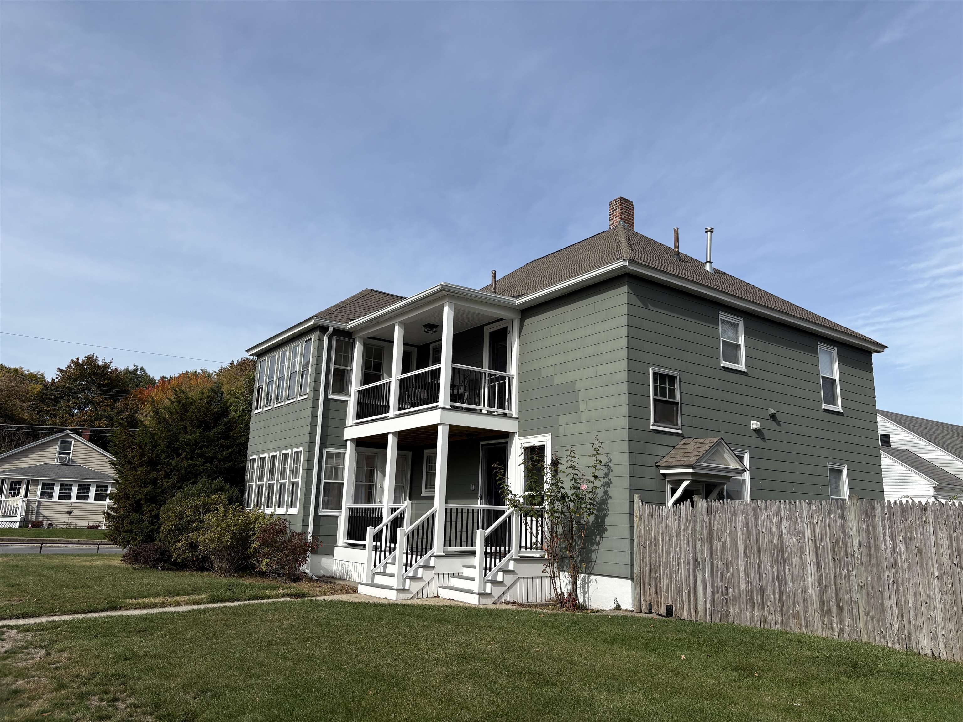 81 Allds Street Nashua, NH 03060 - Photo 25 of 34