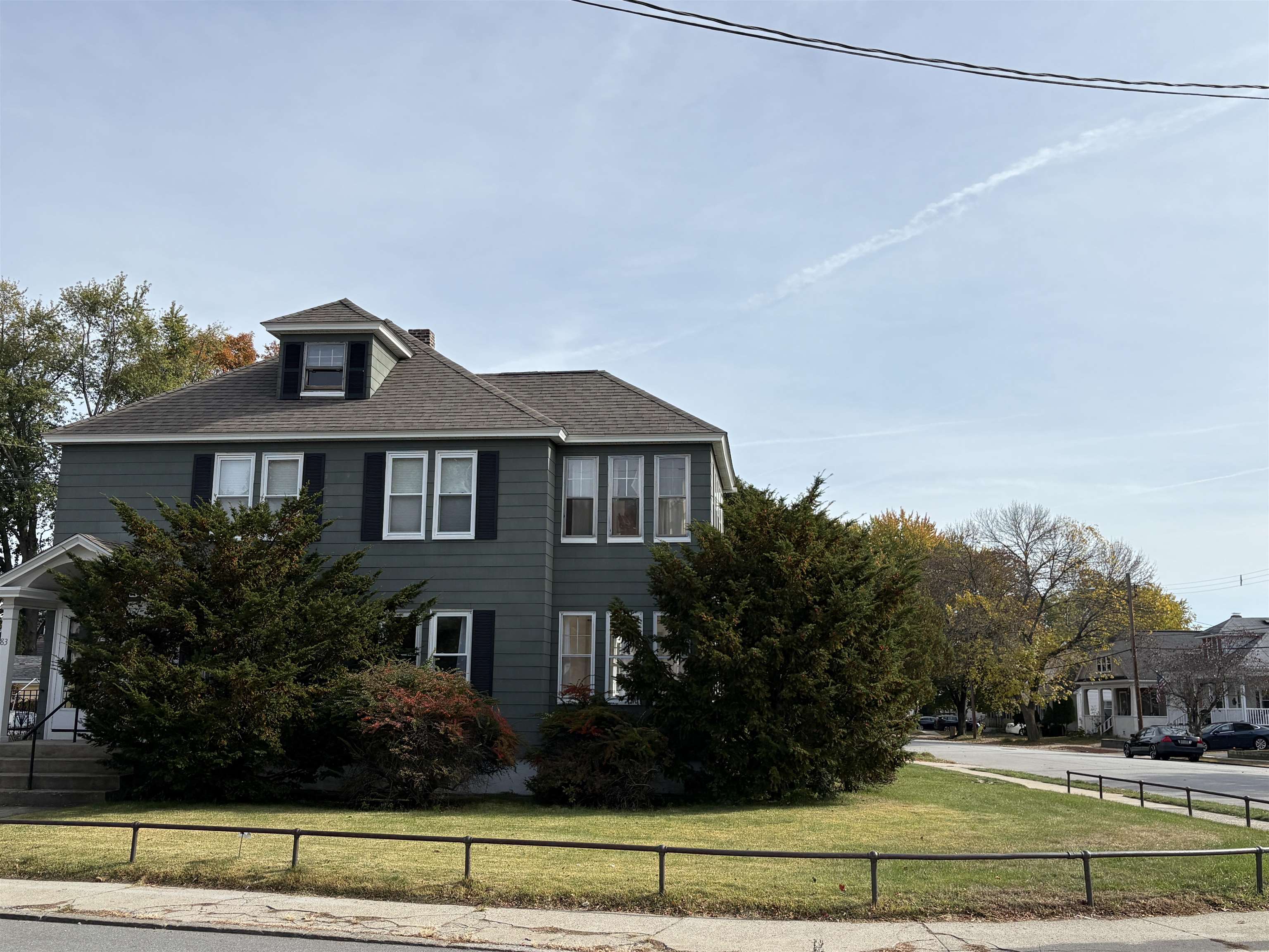 81 Allds Street Nashua, NH 03060 - Photo 28 of 34