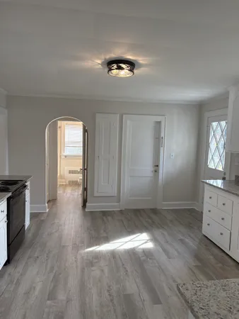 $2,500 | 81 Allds Street, Nashua, NH 03060