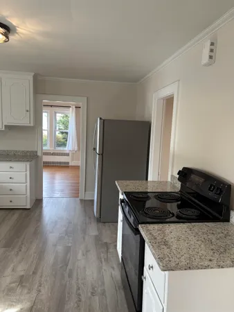 $2,500 | 81 Allds Street, Nashua, NH 03060