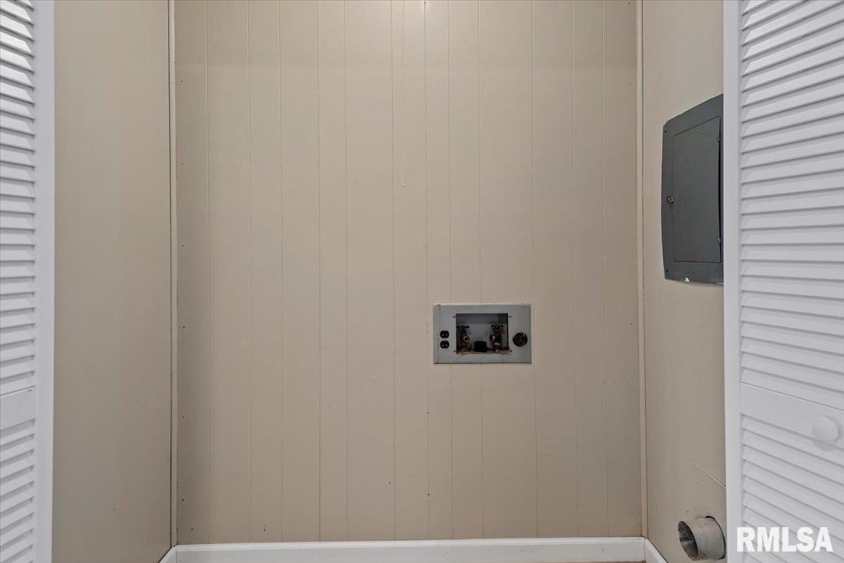 4665 Dickey John Road Auburn, IL 62615 - Photo 11 of 31