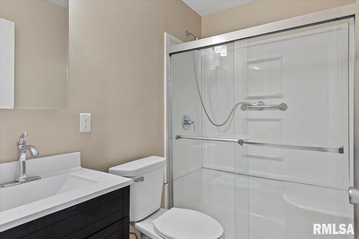 4665 Dickey John Road Auburn, IL 62615 - Photo 17 of 31