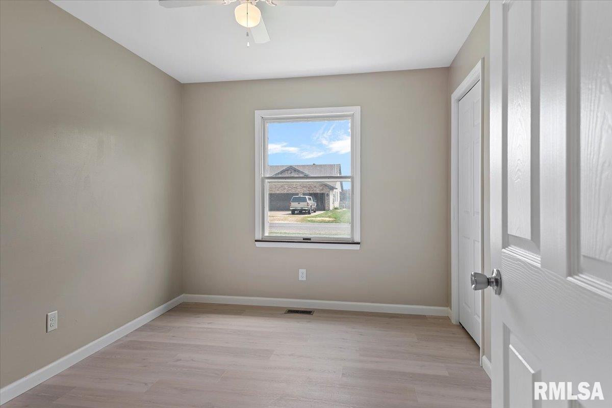 4665 Dickey John Road Auburn, IL 62615 - Photo 23 of 31