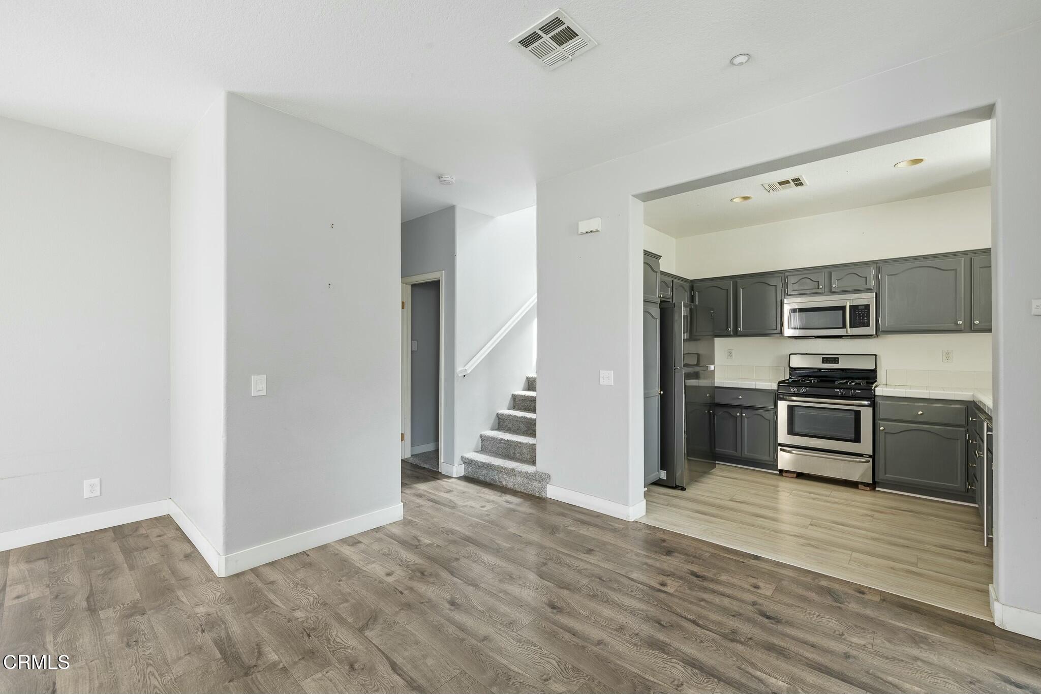 2750 Detroit Drive Oxnard, CA 93036 - Photo 12 of 57 tempImageptSJGf