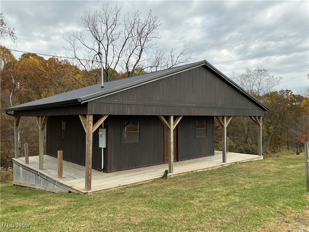 10550 Symmes Creek Road Adamsville, OH 43802 - Photo 2 of 21