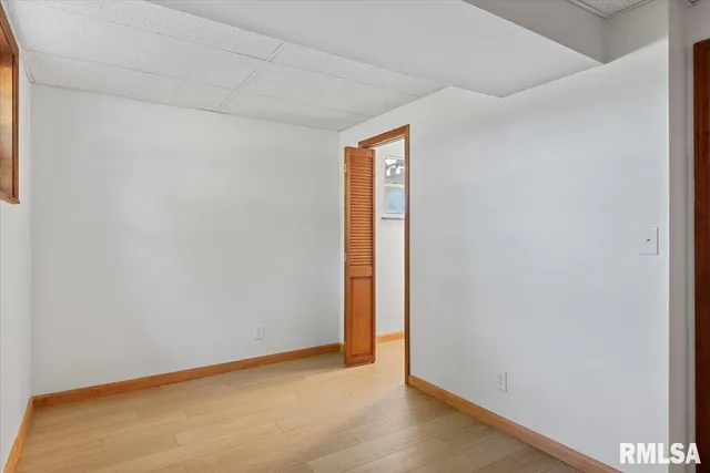 $174,900 | 18658 Blackhawk Drive, Girard, IL 62640