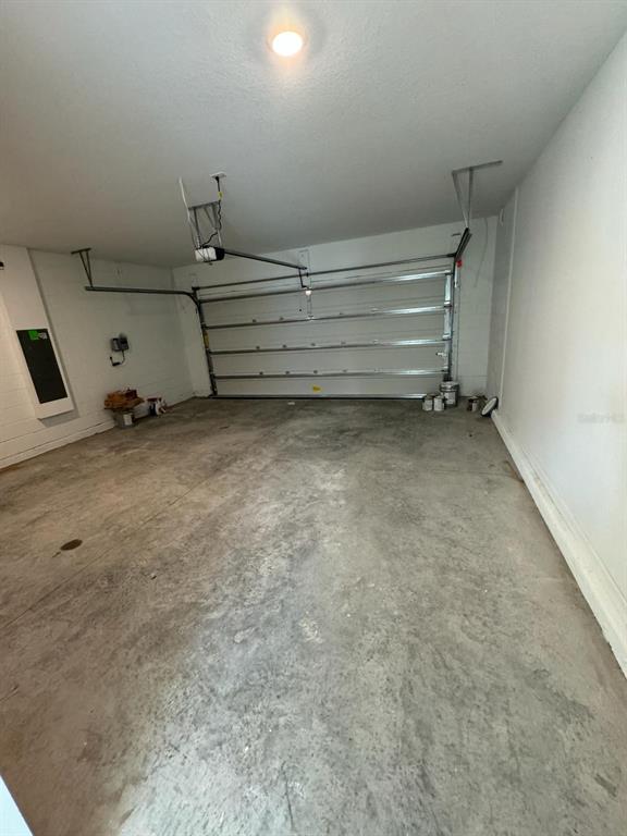 724 Reggie Road Winter Haven, FL 33859 - Photo 21 of 26 a view of room with racks