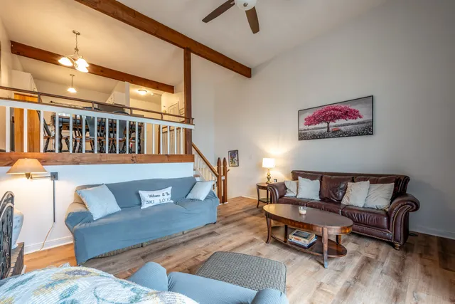 $2,900 | 1221 Baker Turn, Unit 1D, Hartford, VT 05059