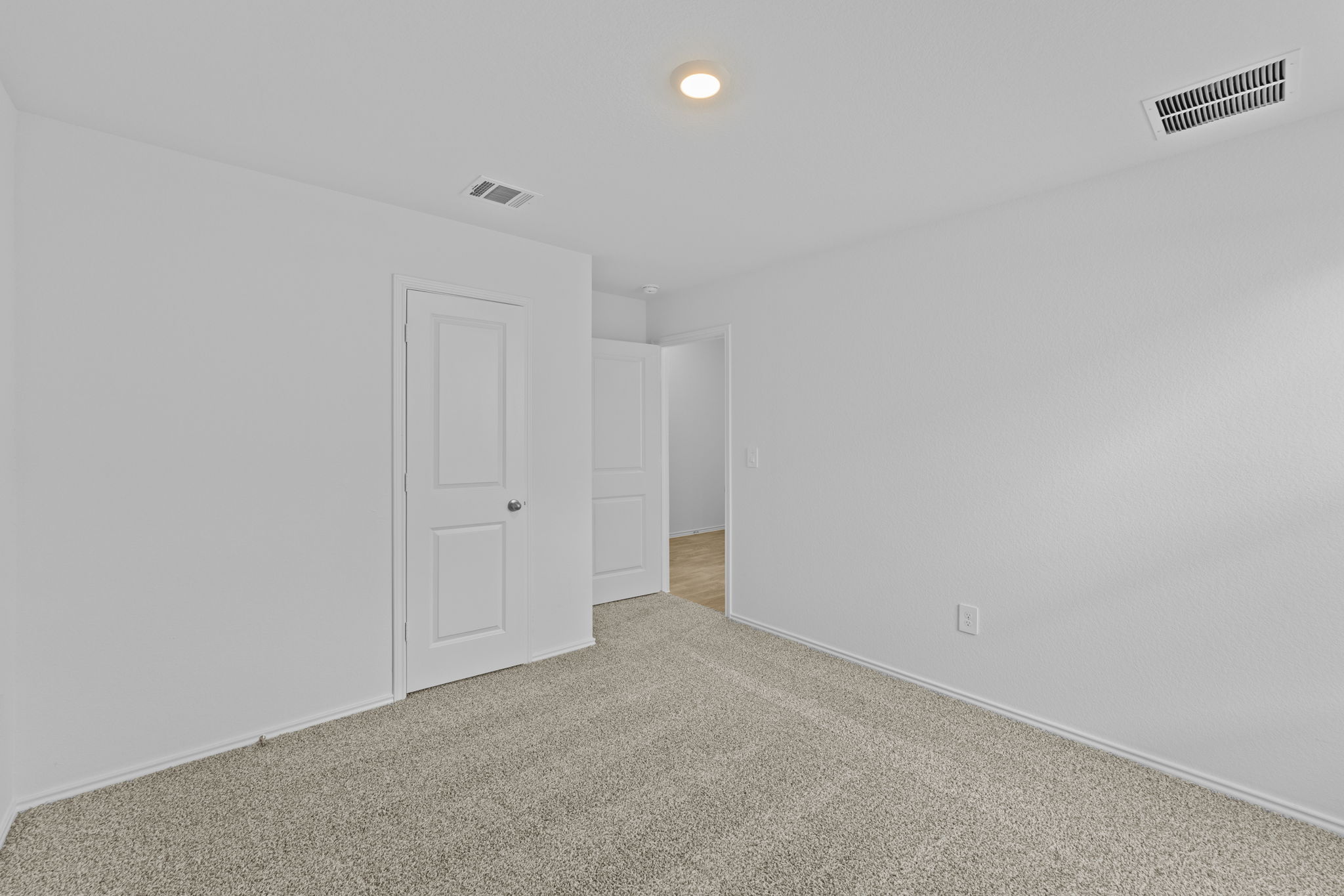 12208 Silverton Tree Bend Mustang Ridge, TX 78610 - Photo 4 of 28