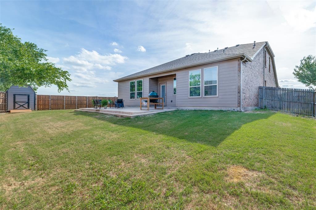 1800 Rodeo Drive Anna, TX 75409 - Photo 31 of 33 Spacious patio and yard area for any use.