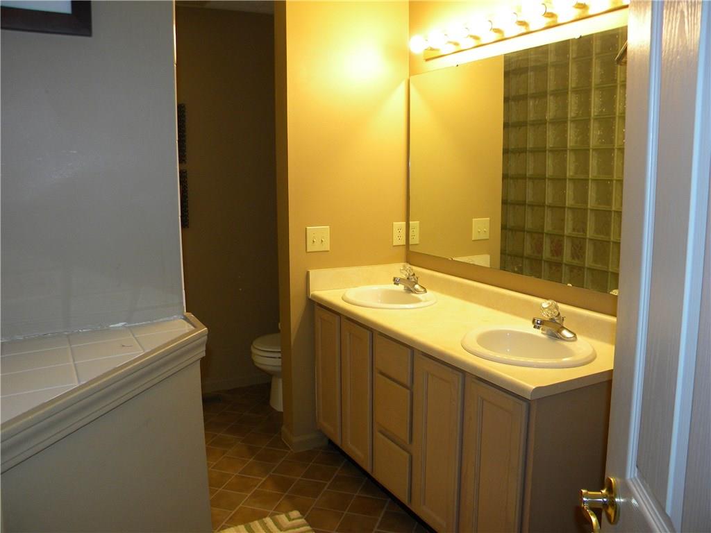 13058 Britton Ridge Fishers, IN 46038 - Photo 22 of 27 Gallery Image 22