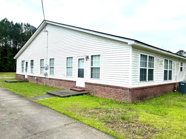 $285,000 | 113 Gospel Lane, Unit A & B, Cross, SC 29436