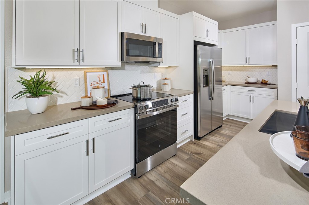 5916 Rockport Road Eastvale, CA 92880 - Photo 7 of 39