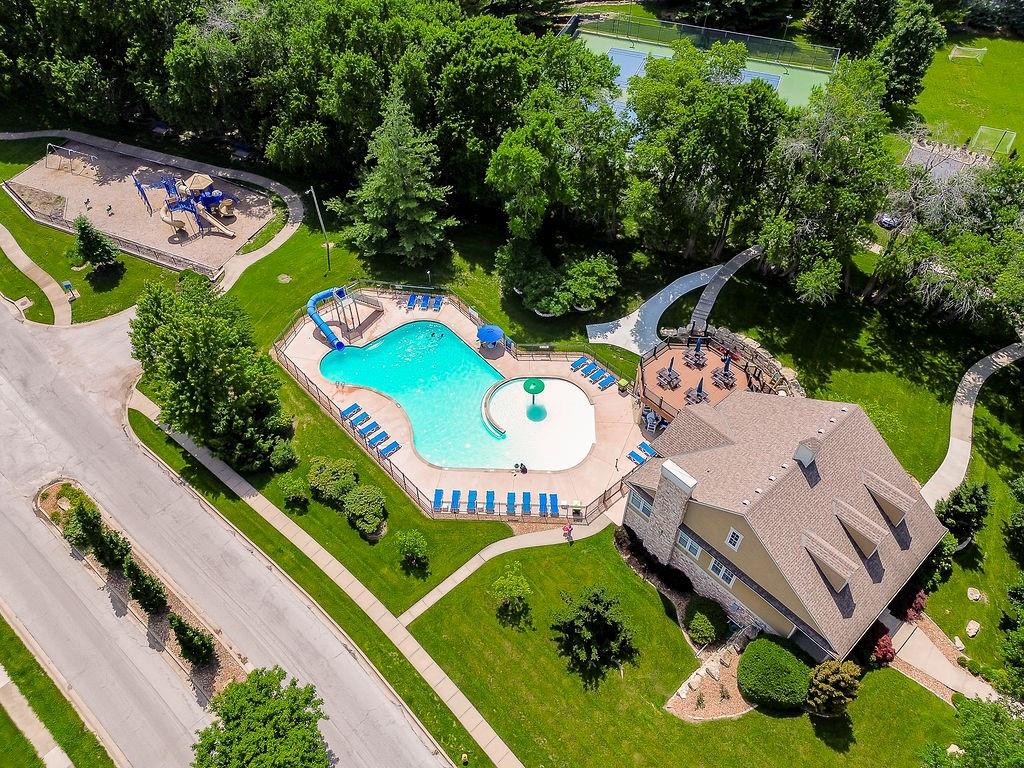 808 Southwest Springwater Lane Lee's Summit, MO 64081 - Photo 18 of 20