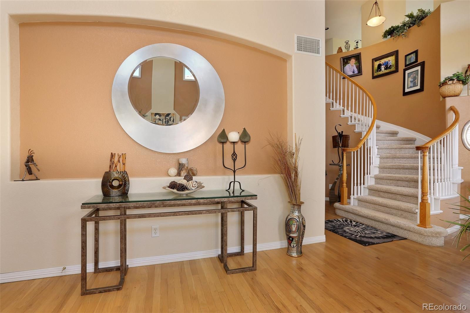 819 Ridgemont Circle Highlands Ranch, CO 80126 - Photo 3 of 28 Gallery Image 3