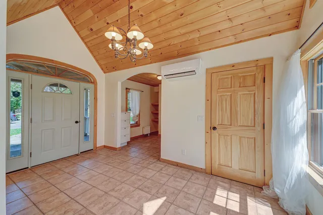 $999,000 | 314 Campbell Road, Morristown, VT 05661