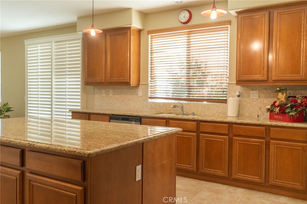 31043 Tiverton Road Menifee, CA 92584 - Photo 9 of 36