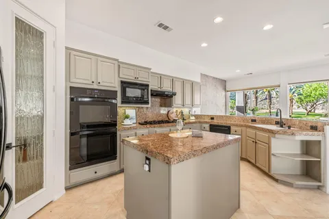 $1,269,000 | 79350 Canterbury, La Quinta, CA 92253